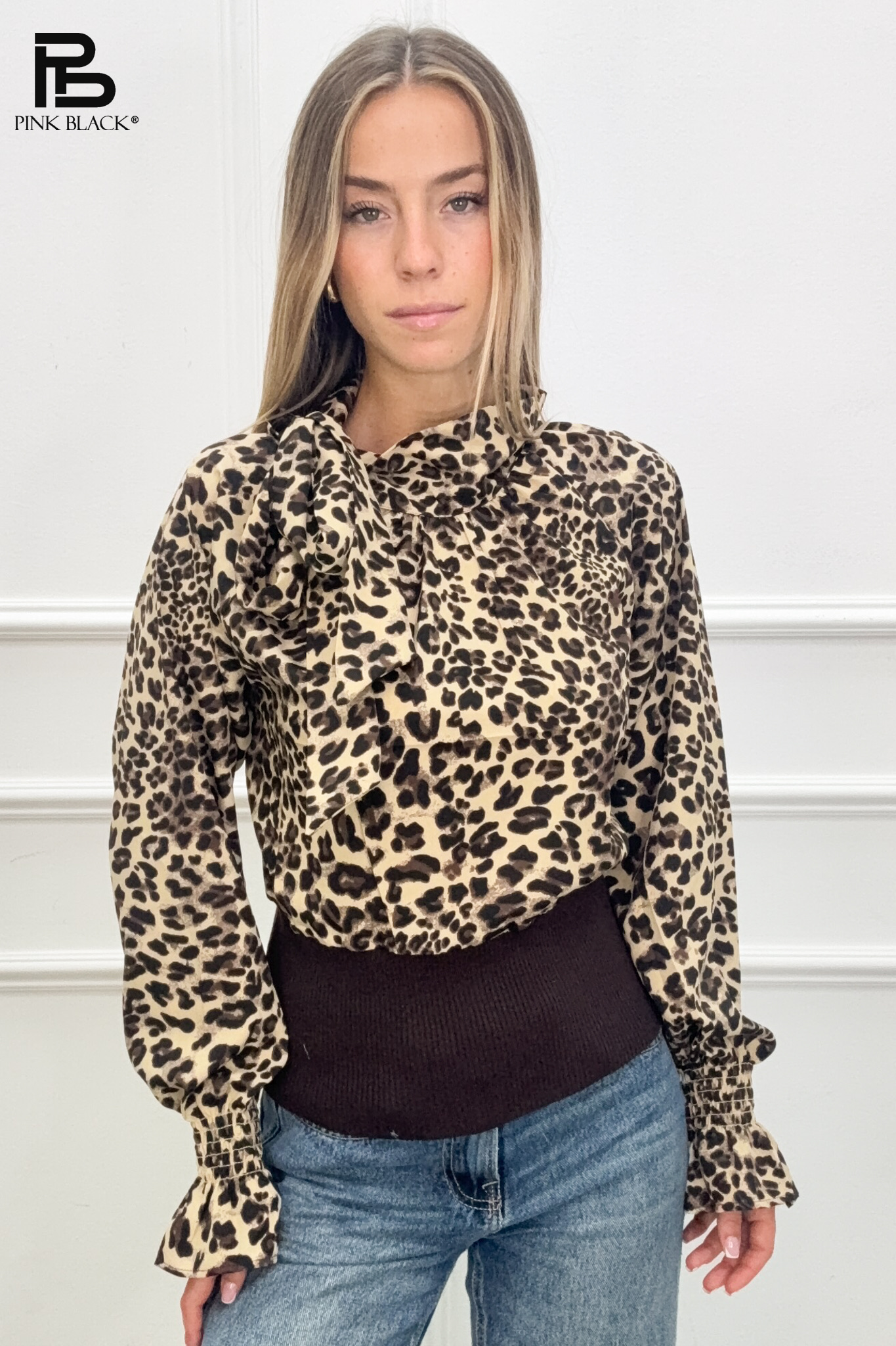 Sweter Dopasowany Ze Stójką