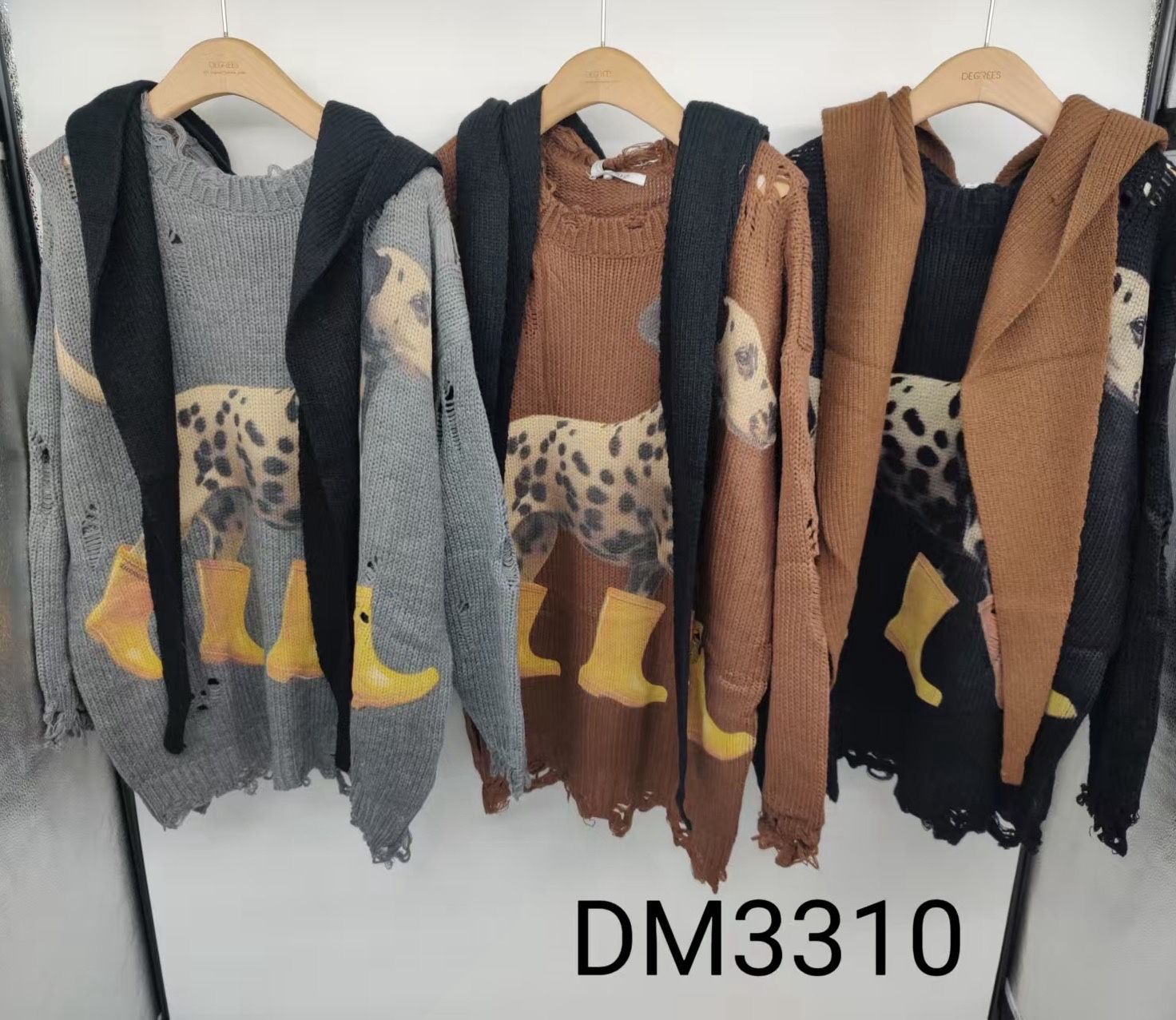 Sweter wydłużony z wycięciami