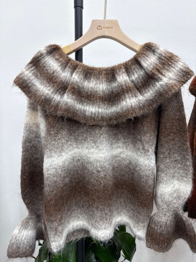 Sweter Puszysty w Paski