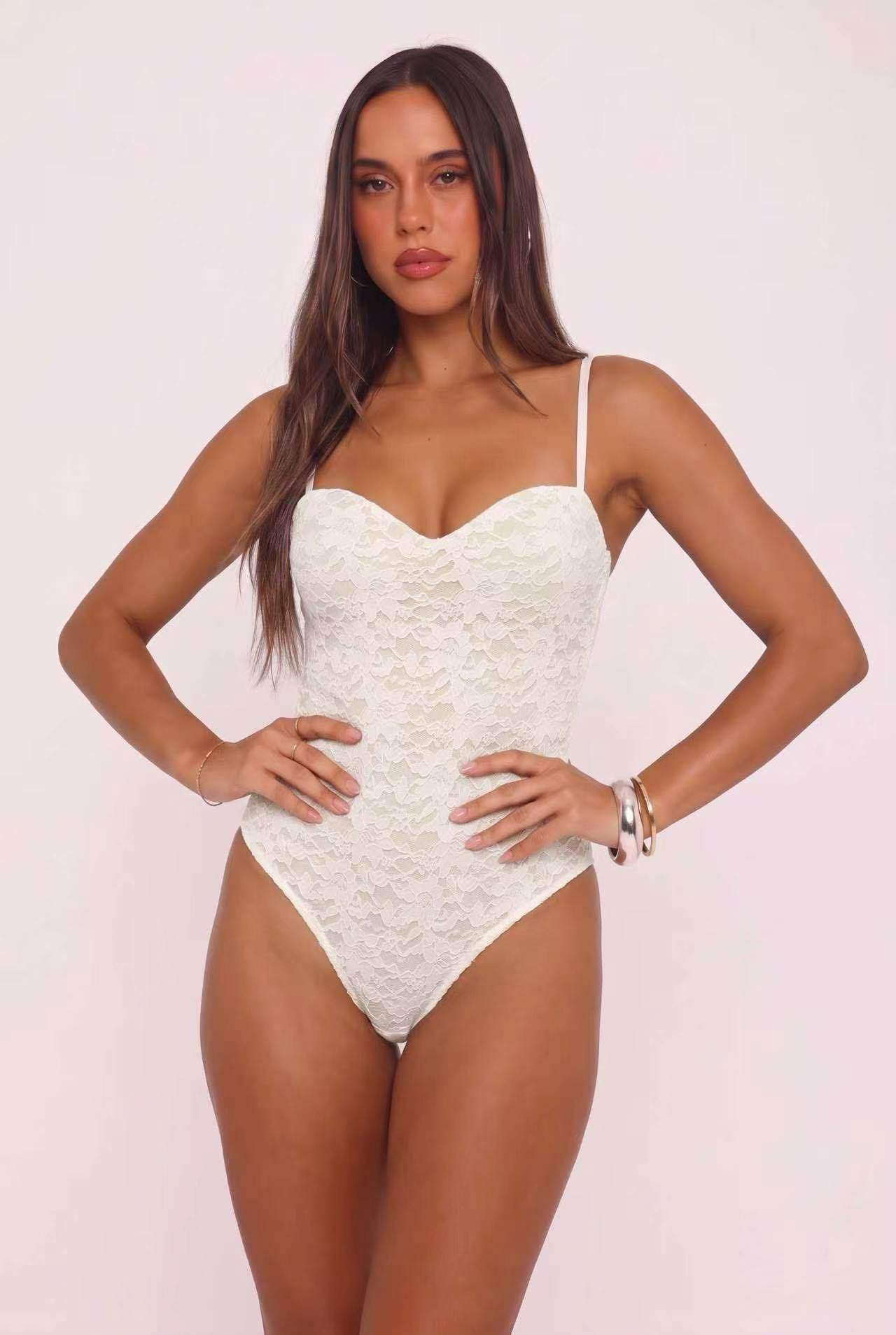 Body Koronkowe z Dekoltem