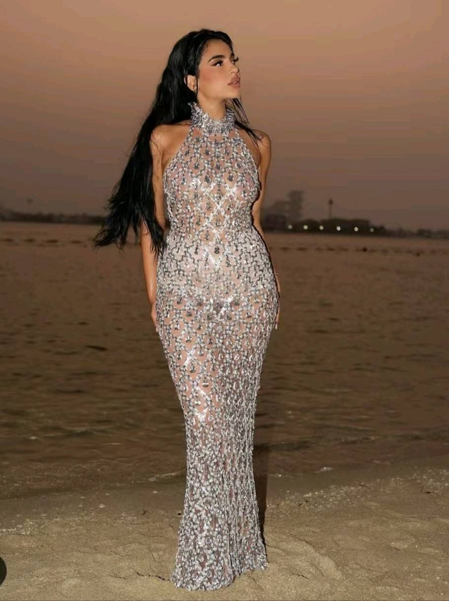 Sukienka Maxi Halter Cekinowa