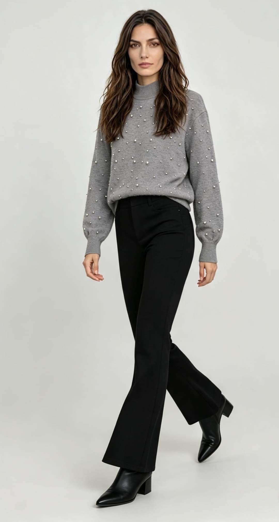 Sweter z Golfem Ćwiekami