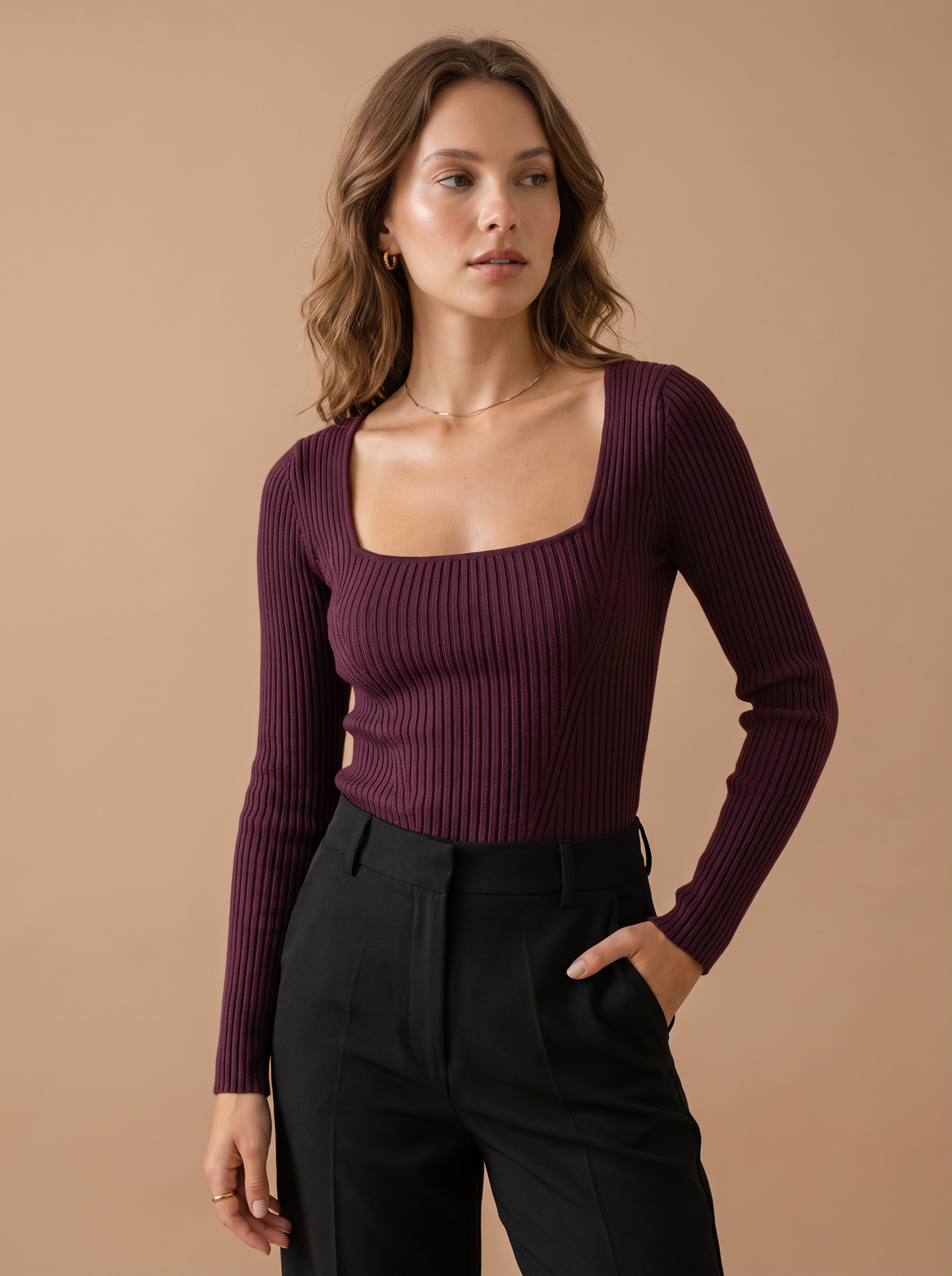 Sweter Cropped z Dekoltem
