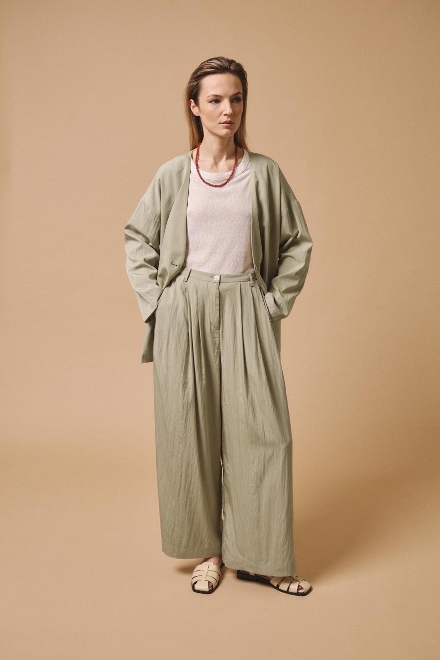 Spodnie wide leg z pliskami